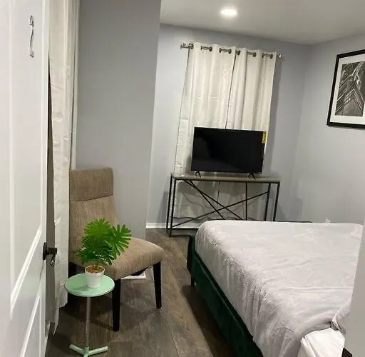 Villa Modern 3bed 2bath Cozy Ranch With Diy Art Porch Calumet City